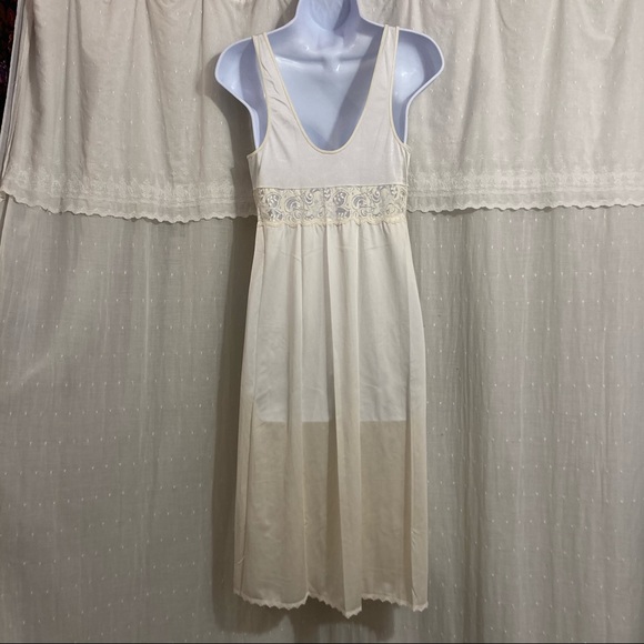 ❤️ Gorgeous Vintage Lacey Negligee - Picture 6 of 8